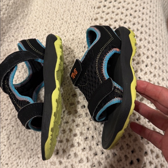 Teva Psyclone XLT Kids Black and Aqua Sandals 9 USA - Picture 2 of 7